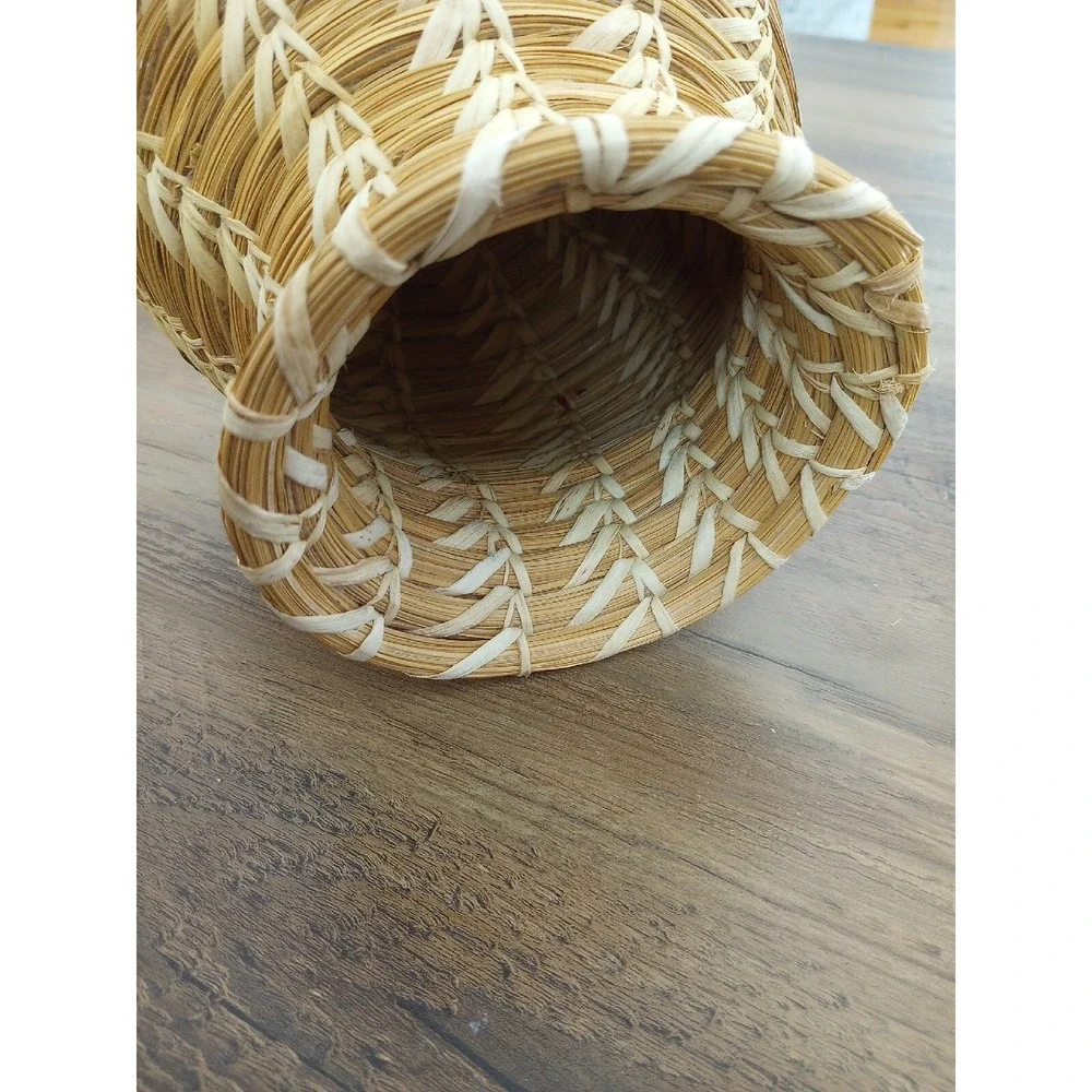 Papago/Tohono Traditional Hand Made Woven Urn/Vase Basket